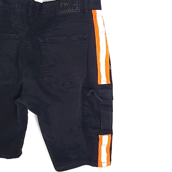 FWRD Black and Orange Cargo Shorts, Size 44 - Picture 5 of 10